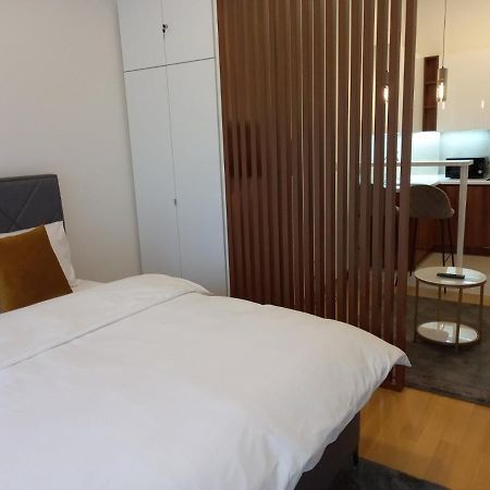 Lux Opera Appartement Banja Luka Buitenkant foto